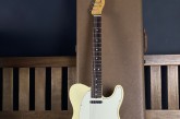 Fender American Vintage Telecaster 64 White Blonde-16.jpg